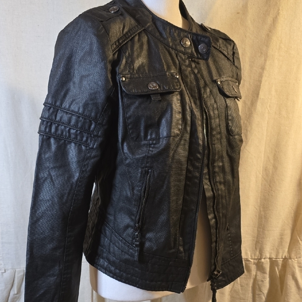 BLANC NOIR Stylish Black Women's Jacket - Picture 2 of 8